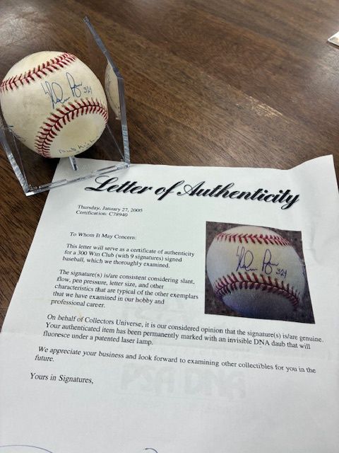 300 Win Club Signed Baseball PSA/DNA LOA – Spahn, Seaver, Carlton, Perry, Niekro, Sutton, Wynn, Ryan, Clemens