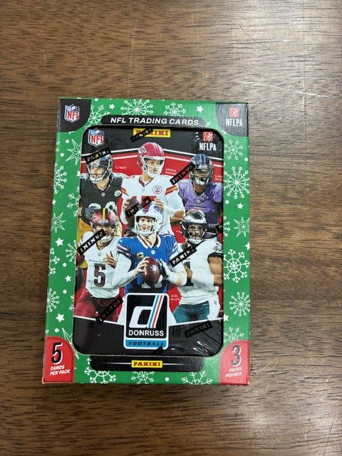 2025 Donruss Football Winter Tin