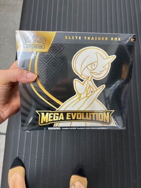 Mega evolution ETB pokemon
