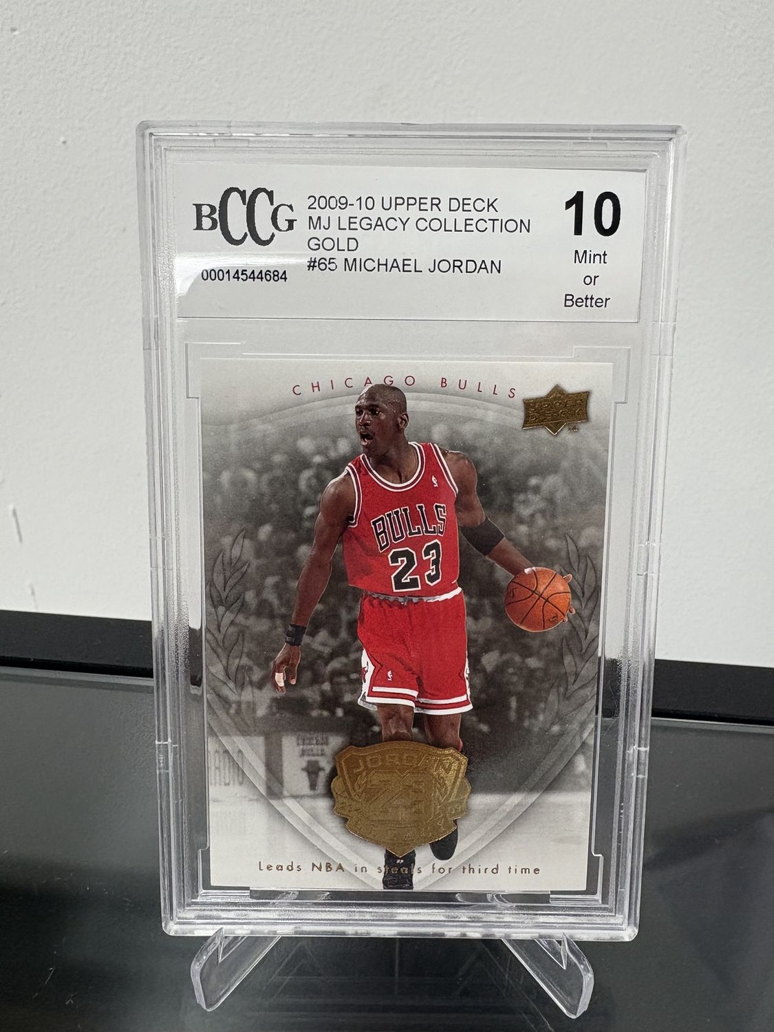 2009-10 Upper Deck Michael Jordan Legacy Collection #65 Beckett 10