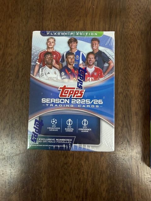 2025-26 TOPPS UEFA CLUB COMPETITIONS SOCCER Blaster Box
