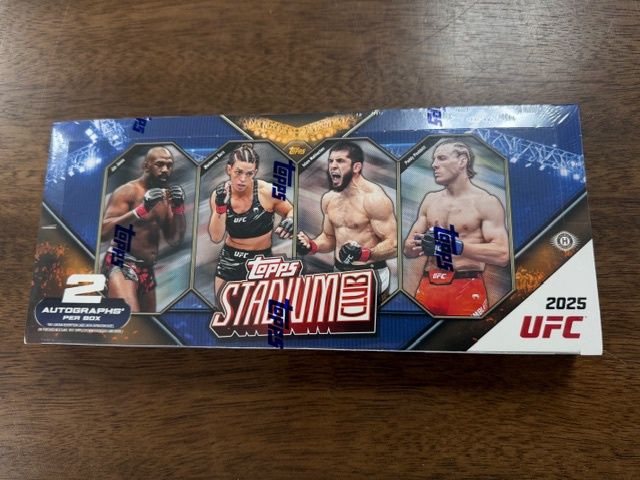 2025 Topps Stadium Club UFC Hobby Box