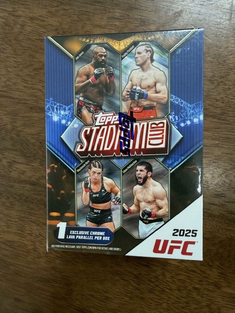 2025 Topps Stadium Club UFC Blaster Value Box