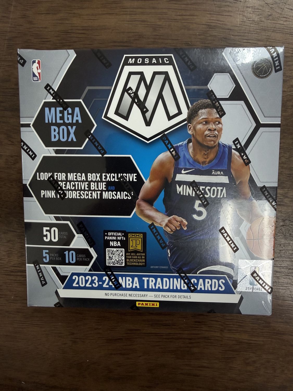 2023-24 Mosaic Mega Basketball