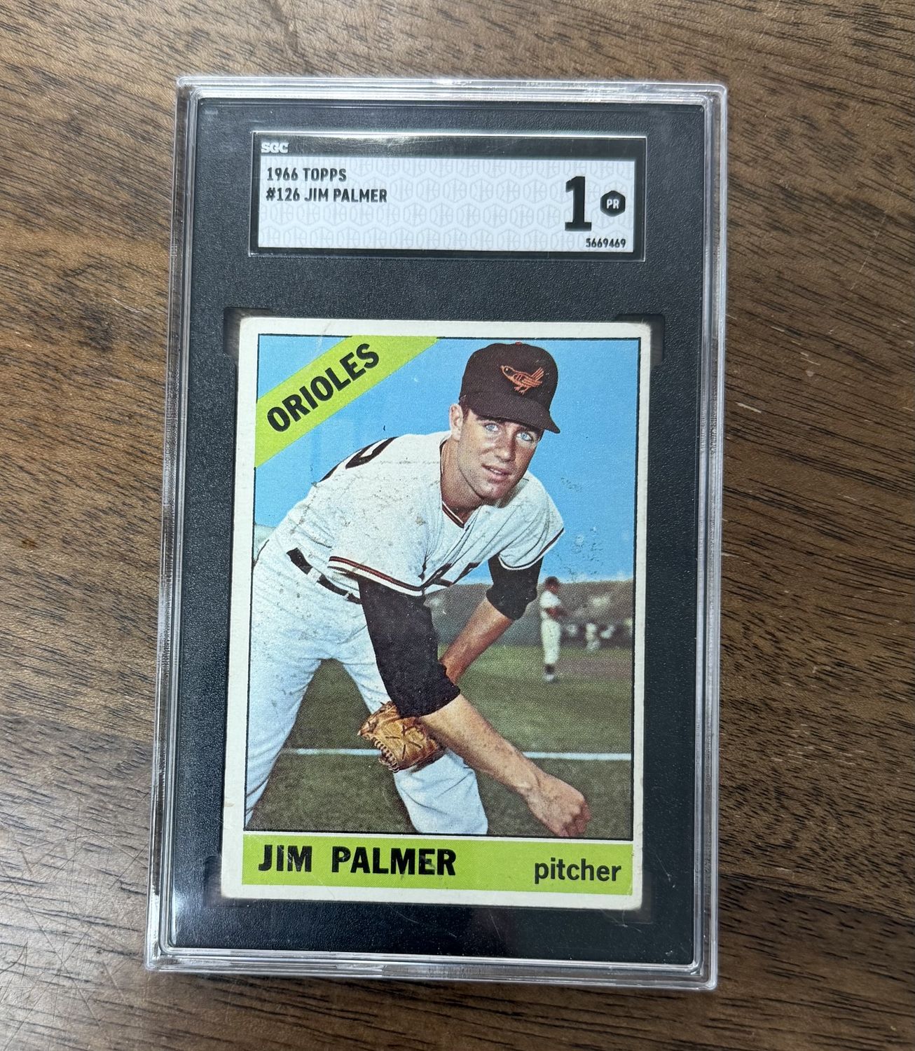 1966 Topps Jim Palmer RC SGC 1