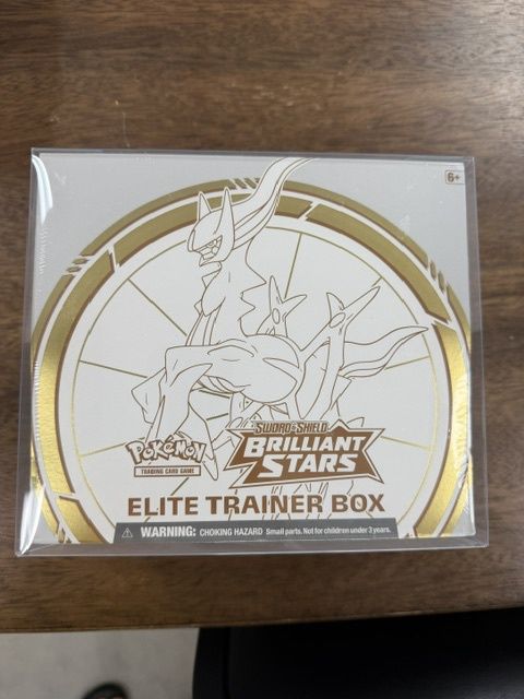 Brilliant Stars Sword &amp; Shield Elite Trainer Box
