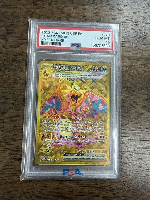 Charizard #228 Obsidian Flames Hyper rare PSA 10