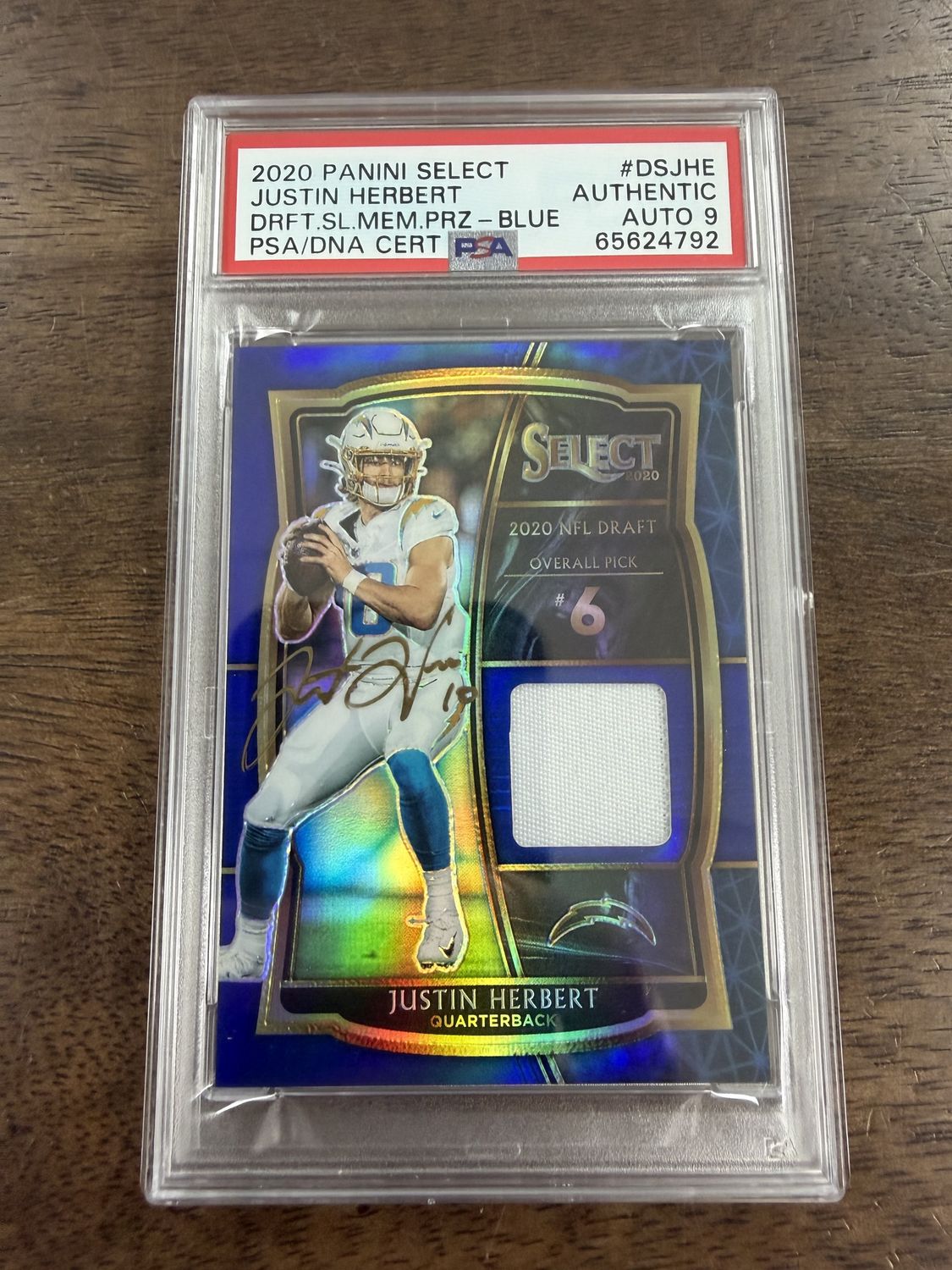 2020 Select Justin Herbert Draft Blue Refractor /35 AUTO PSA 9