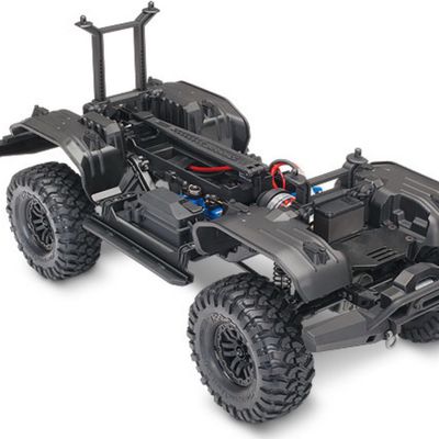 #82016-4  Traxxas TRX-4 1/10 Scale Trail Rock Crawler Assembly Kit w/TQi 2.4GHz Radio