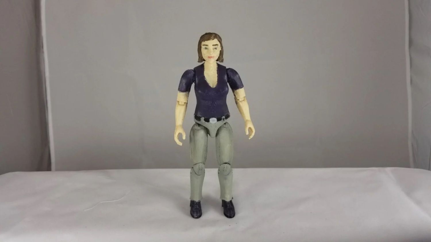 RC Addict Lightweight Female Driver Figure (5.5in) (Unpainted)