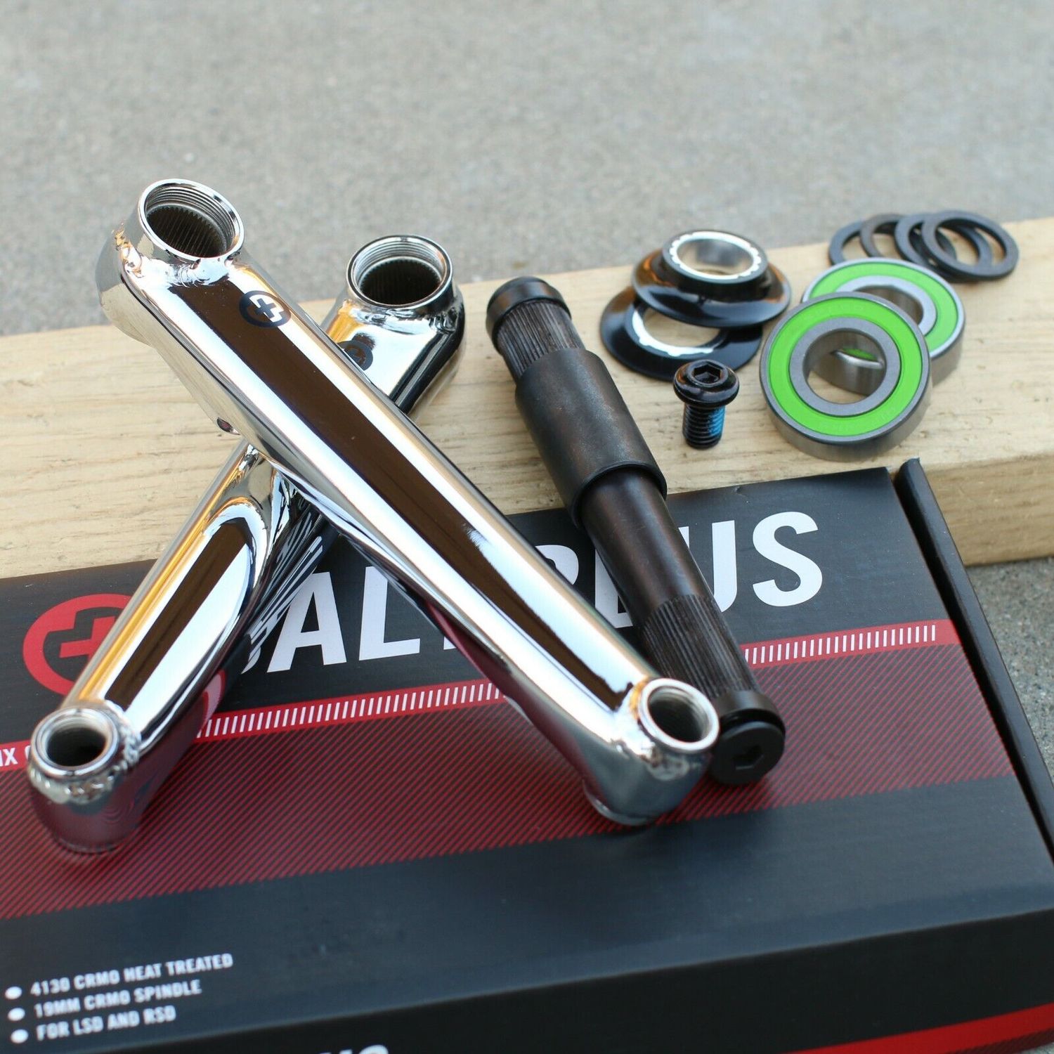 Salt Plus Metron 48spline Crank 175mm sealed midBB chrome