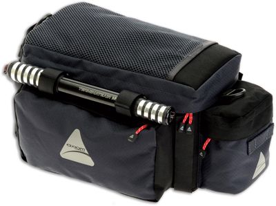 AXIOM BAG CABOOSE 11 670 CI TRUNK INSULATED BLK/GRY