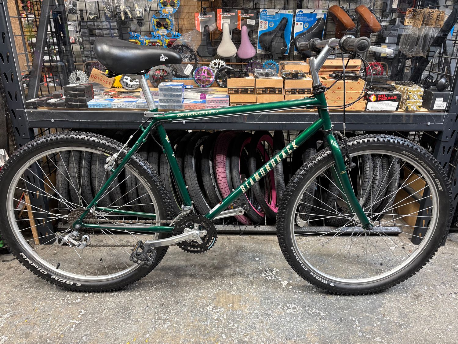 USED Diamondback Sorrento 18" Frame  MTB - Green