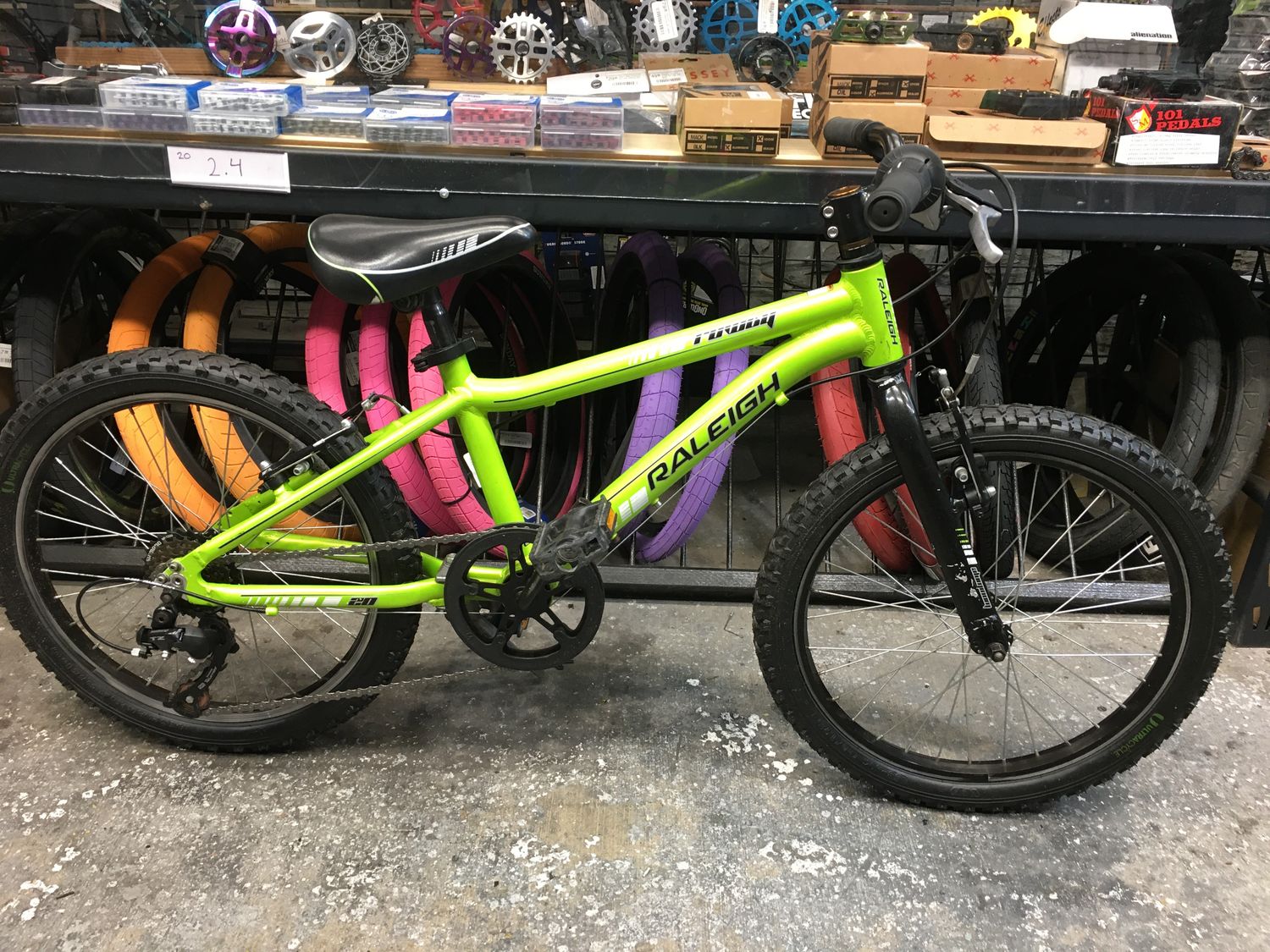 Used Raleigh Rowdy 20" MTB