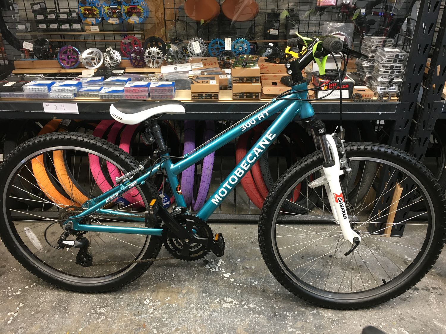 Used Motobecane 300HT 13" MTB