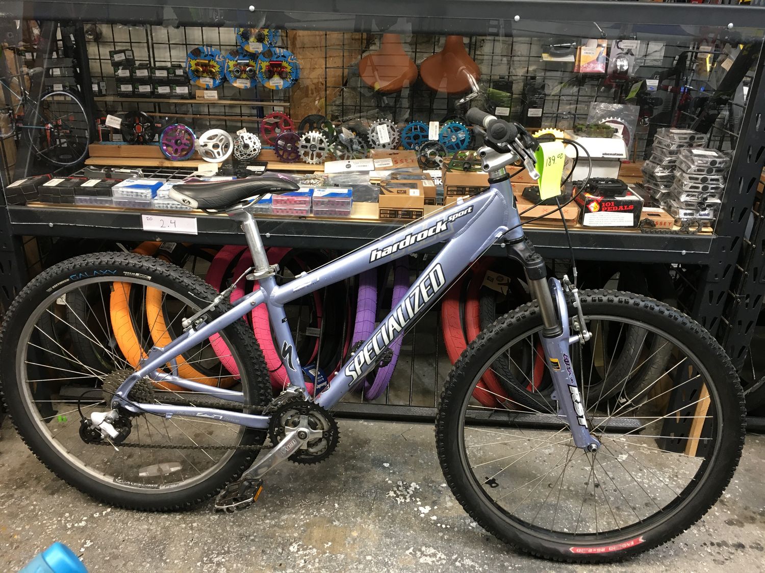 Used Specialized Hardrock 15" MTB