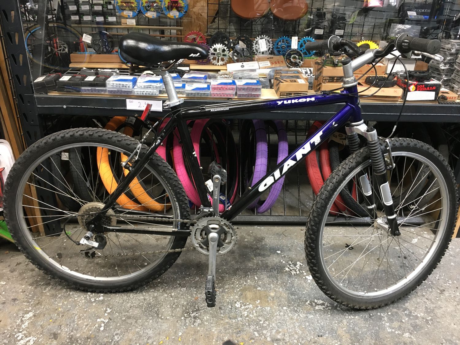 Used Giant Yukon Meduim MTB
