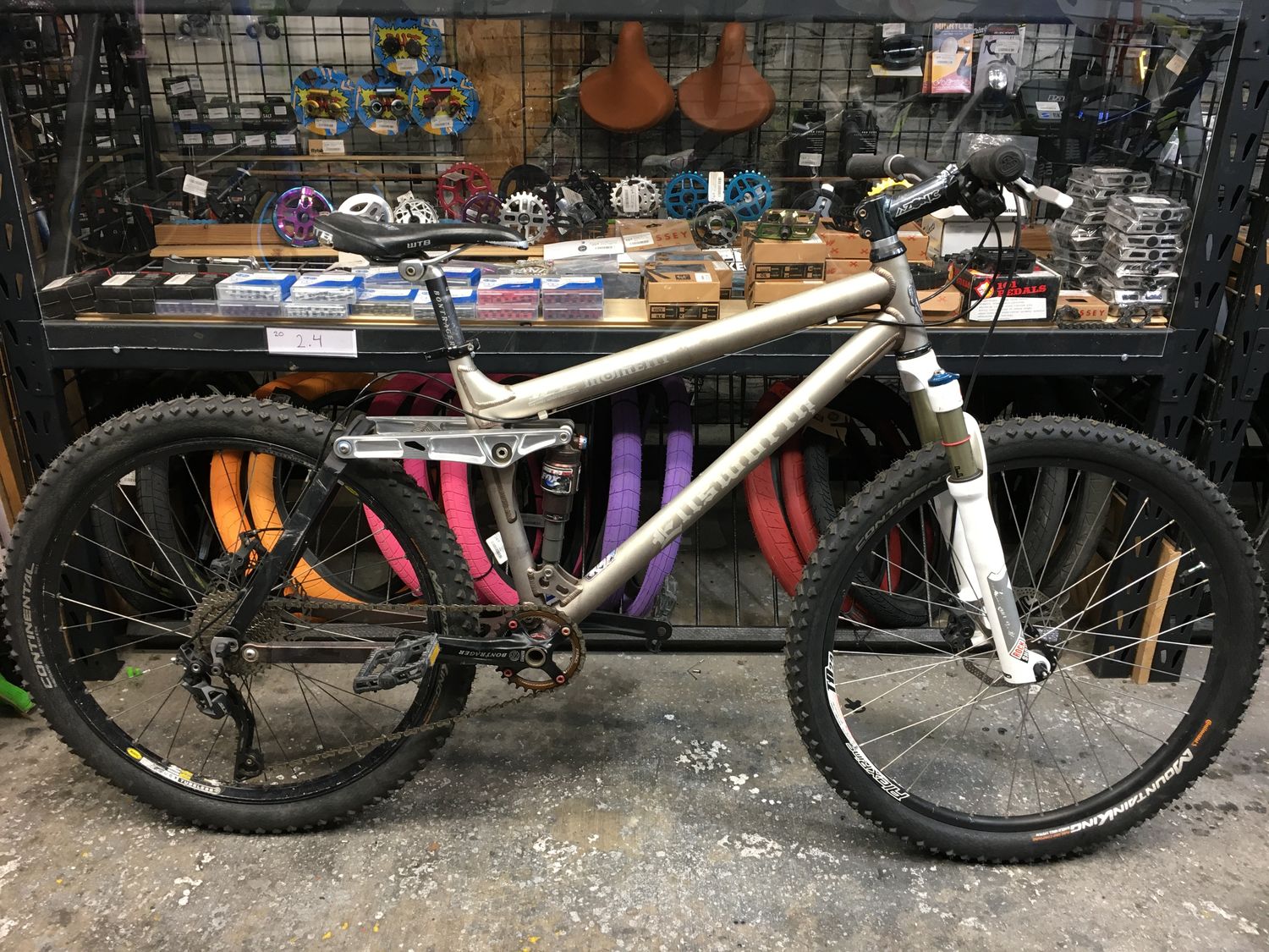 Used Elsworth Moment MTB- 17"