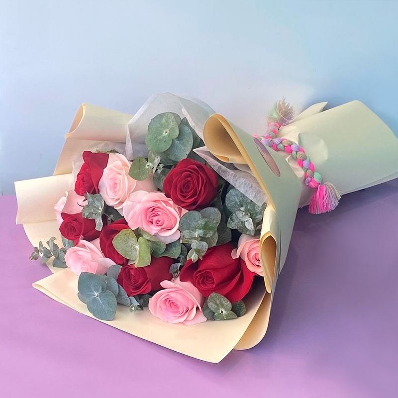 Ramo De Rosas Rojas y Rosadas