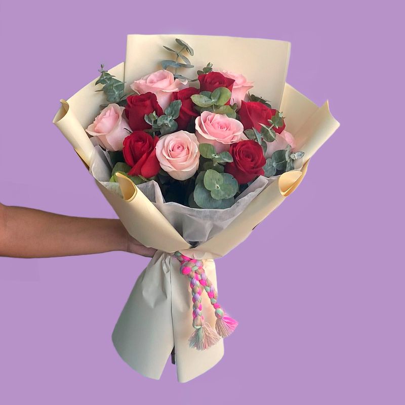 Ramo De Rosas Rojas y Rosadas