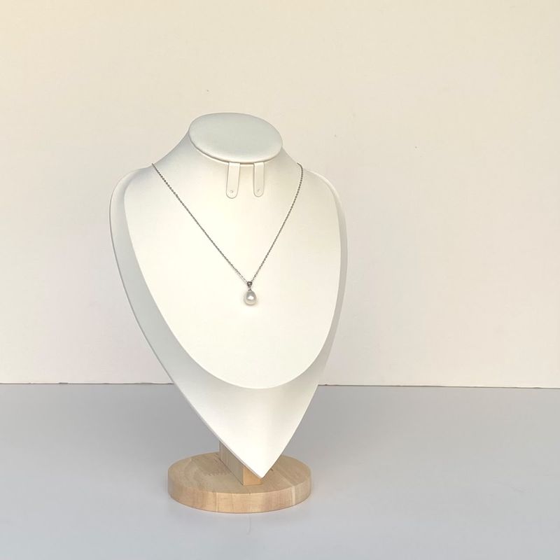collar perla blanca