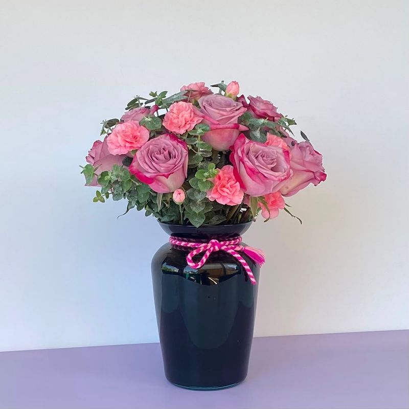 12 rosas lilas