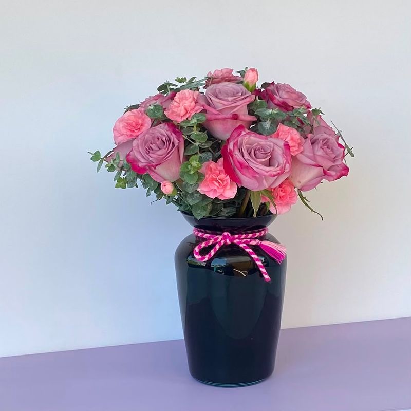 12 rosas lilas