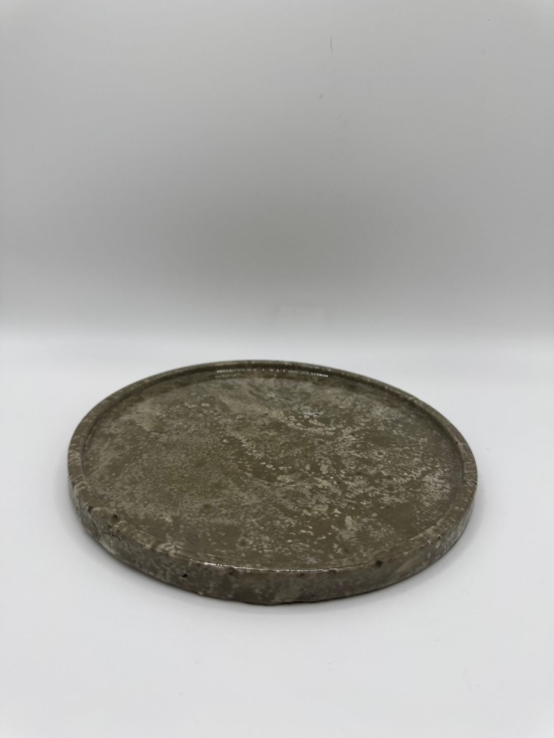 Beton Teller im glatten Design | rund - 26.5cm, Design: glattes Design, Print: Ohne Print, Farbe: Natur