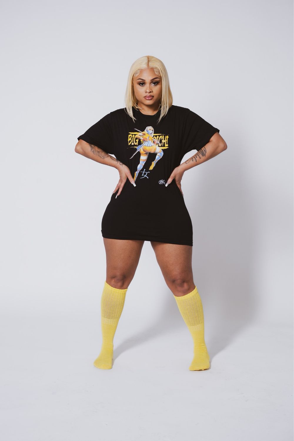 Kunoichi Black Shirt Yellow Font