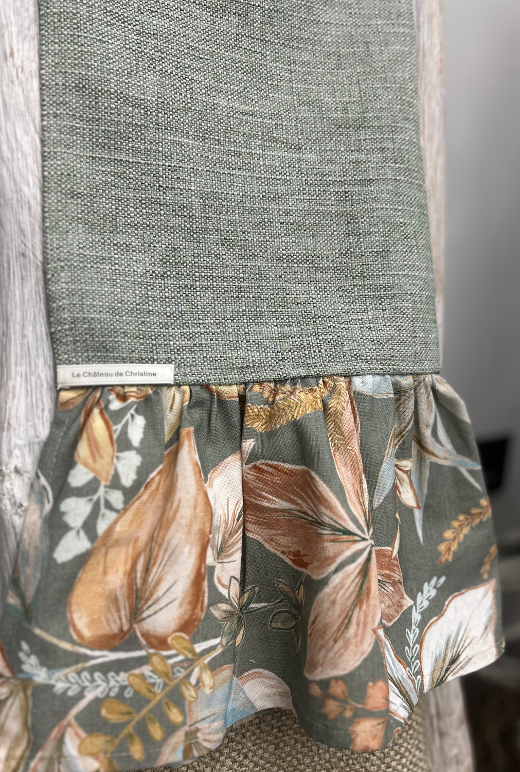 Chemin de table volant (44x52)