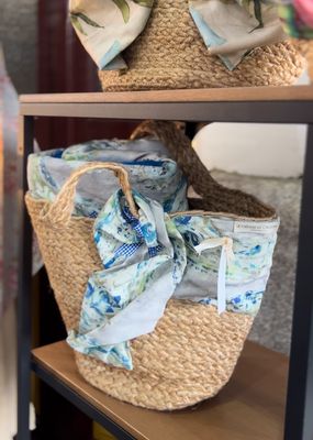 Cesto Playa con toalla