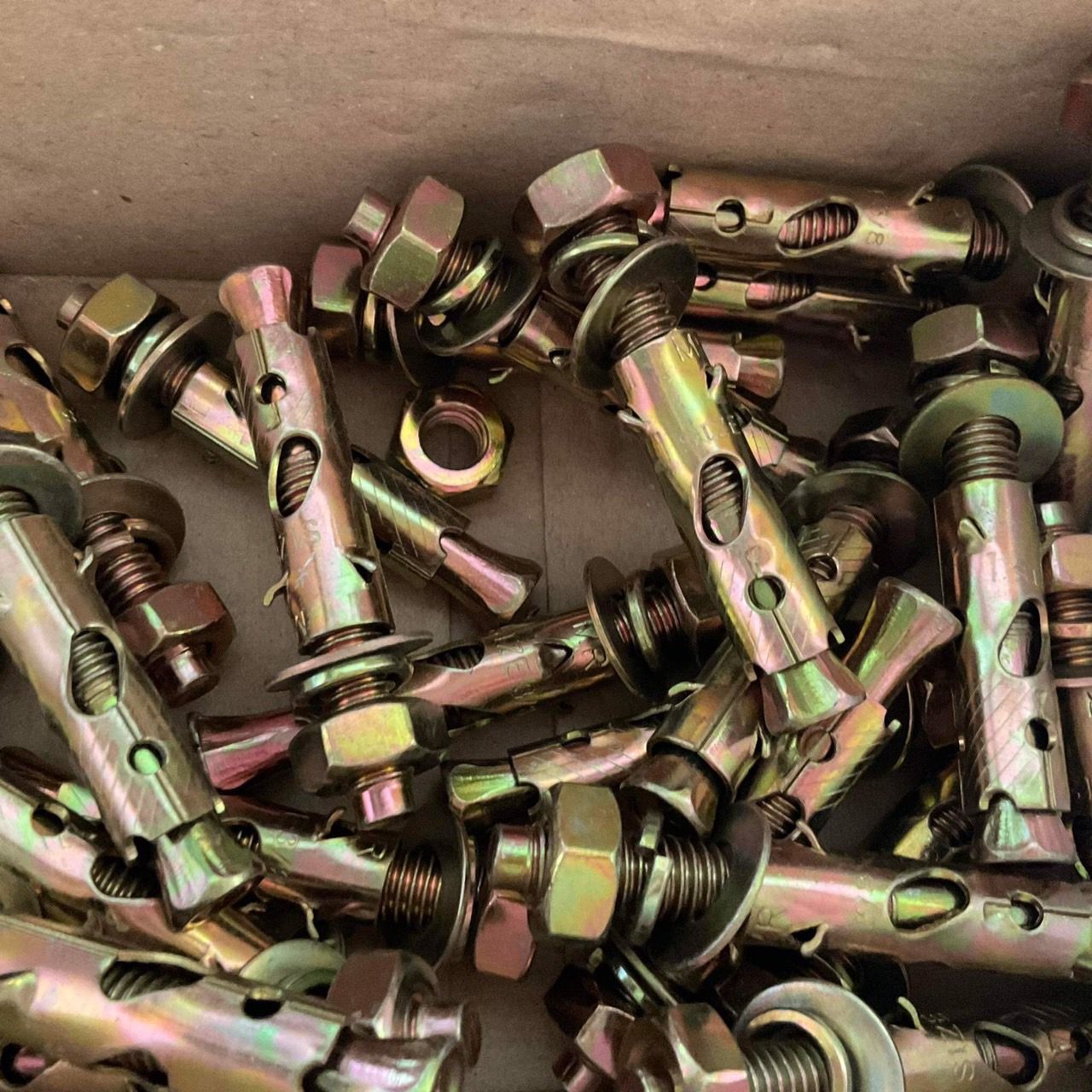 พุ๊กเหล็ก ST