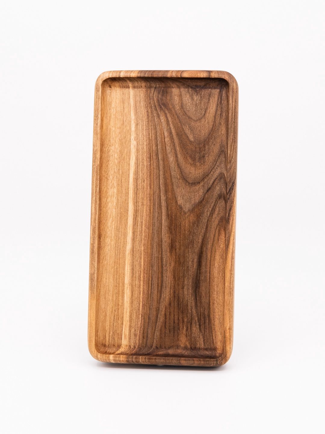 Rectangular plate, Material: Walnut wood