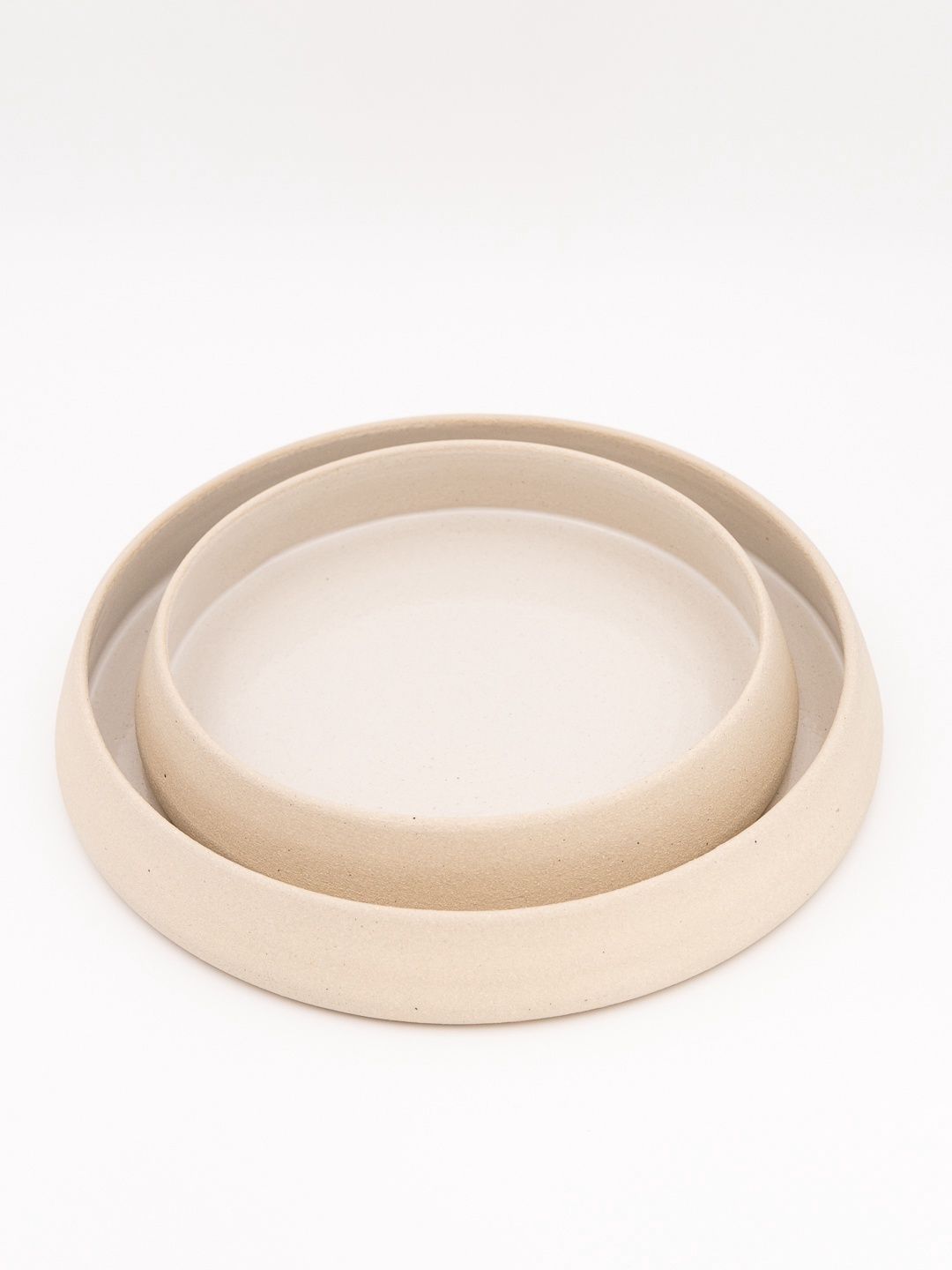 Serving plate Sand stoneware, Size: 17