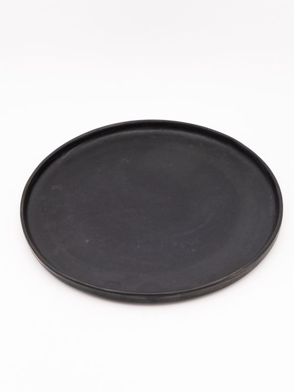 Plate  Black silk