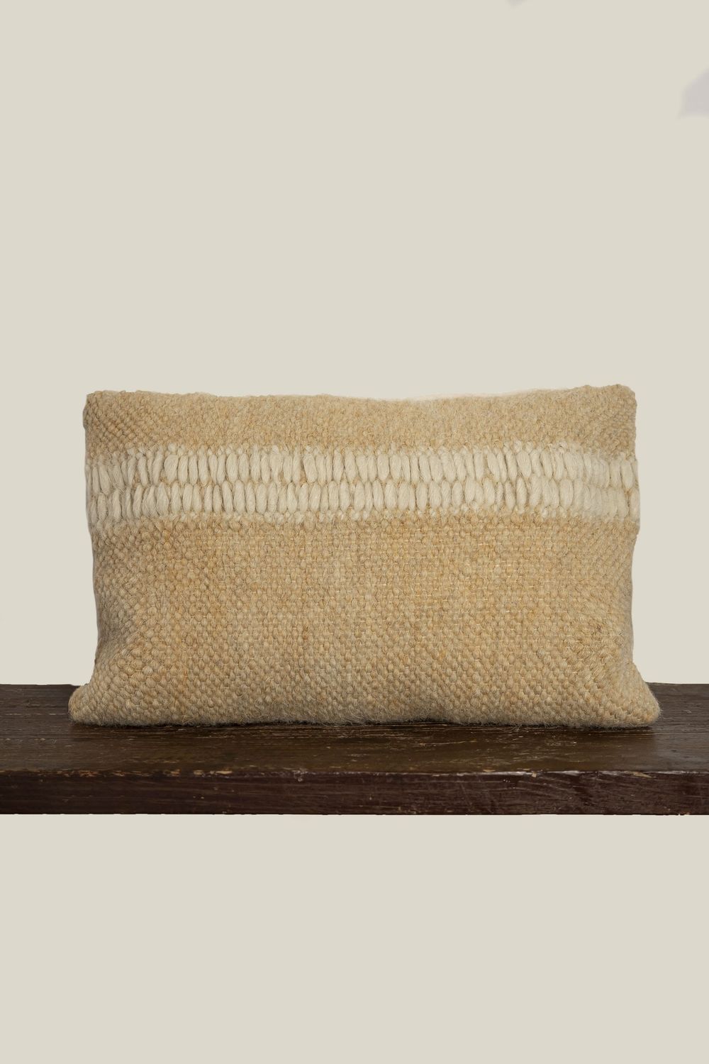 Large Long Pillow  00040619