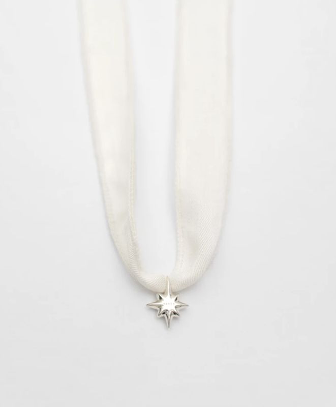 DRIMOTA pendant with silver star