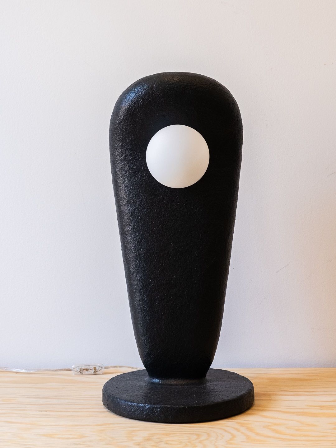 Zakohani table lamp big, Color: Black