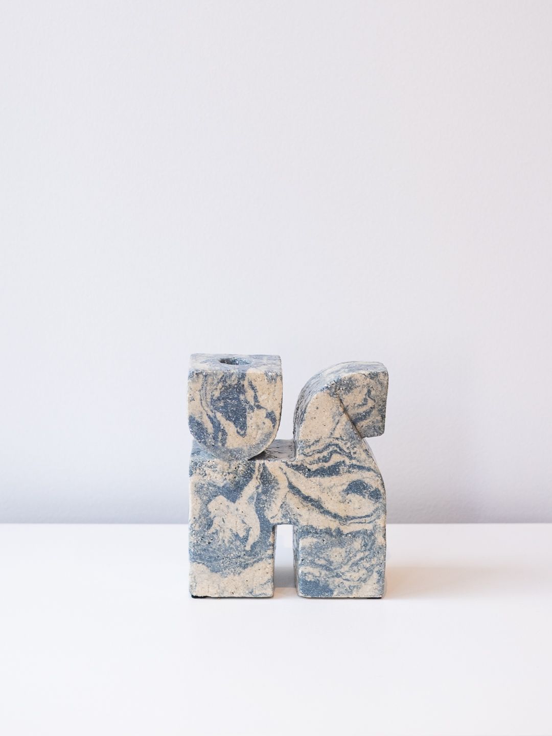 Ceramic horse and candle holder, Color: White / Blue