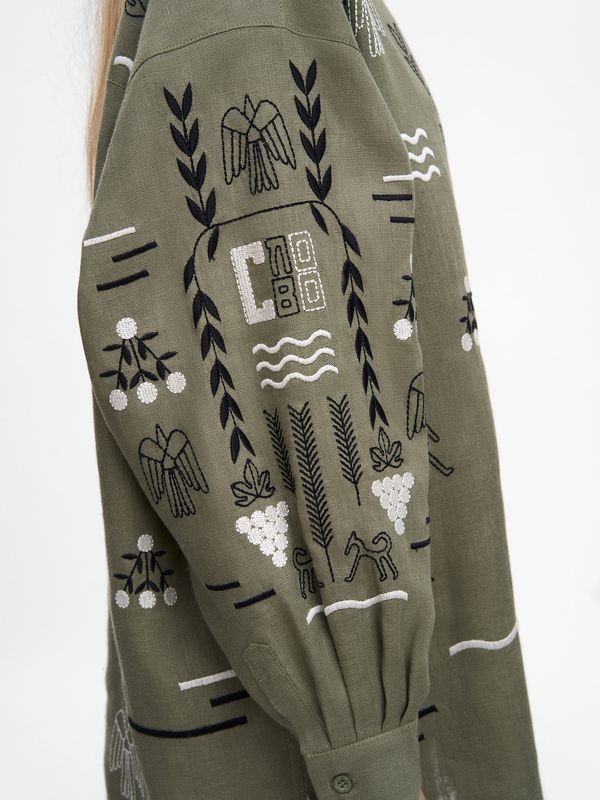 Embroidered shirt Slovo