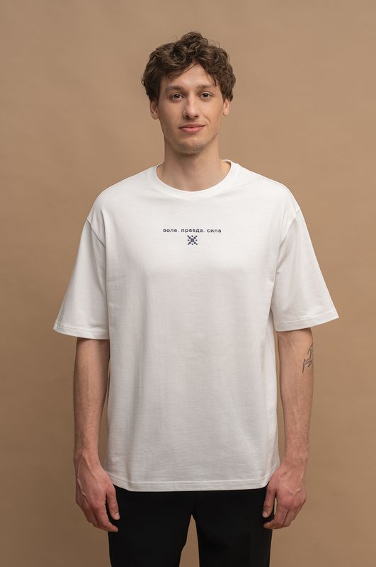 T-shirt "Truth. Strength. Freedom."