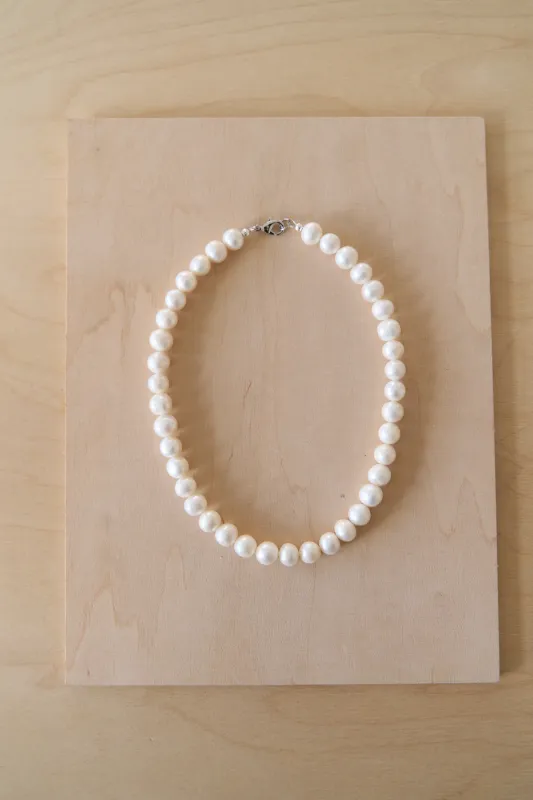 Necklace BASE with large pearls