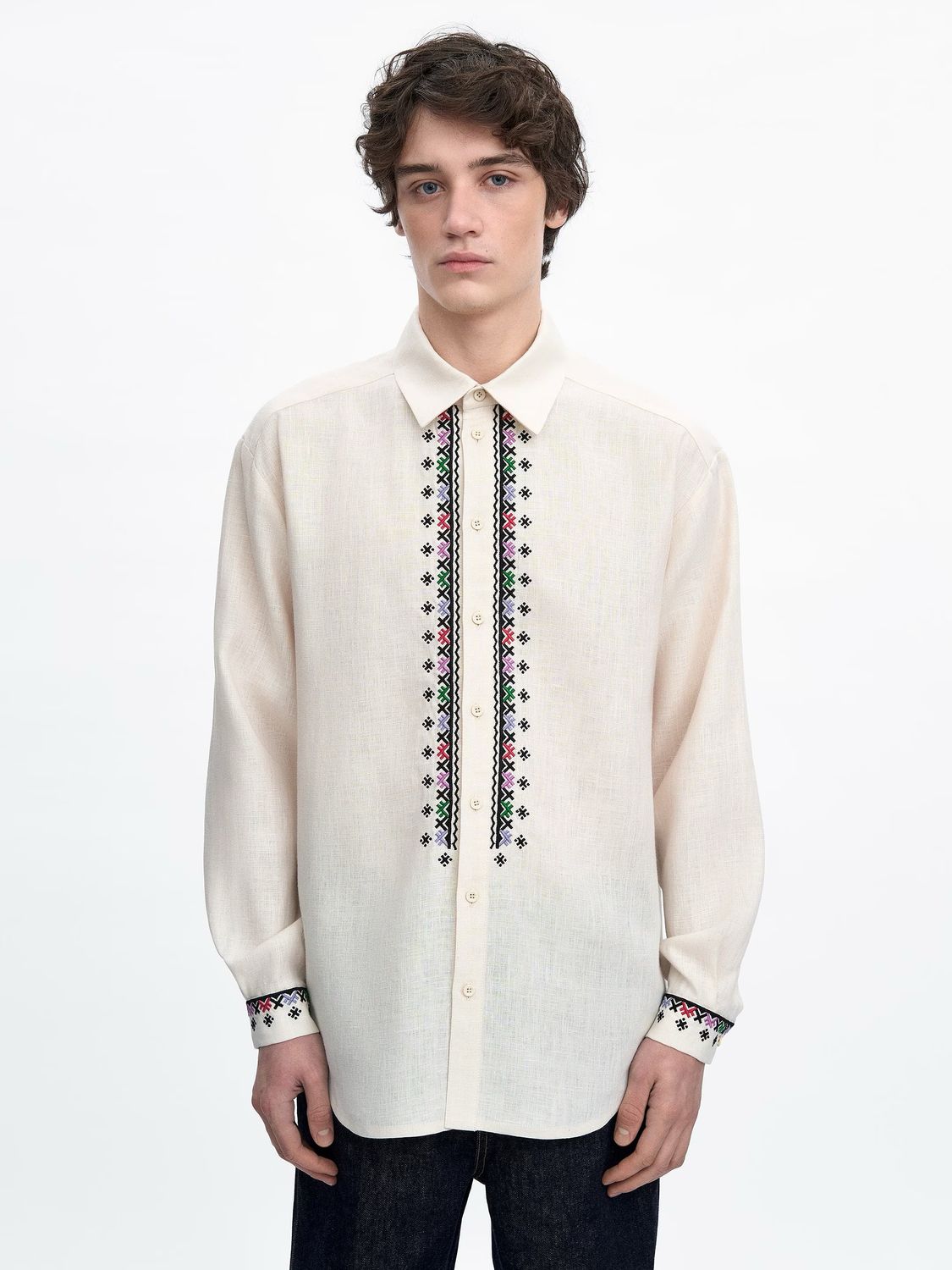Embroidered men’s shirt Mandrivnyk