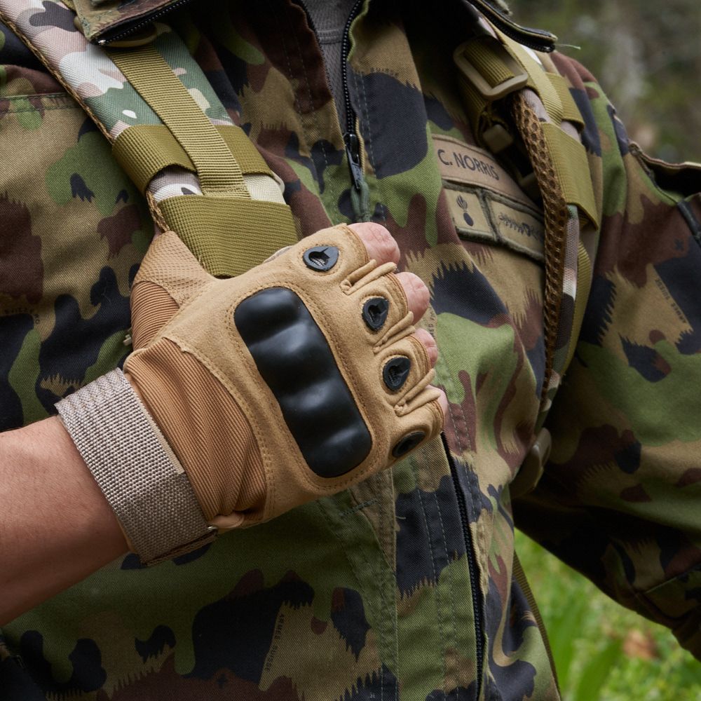 Taktische Halbfinger-Handschuhe