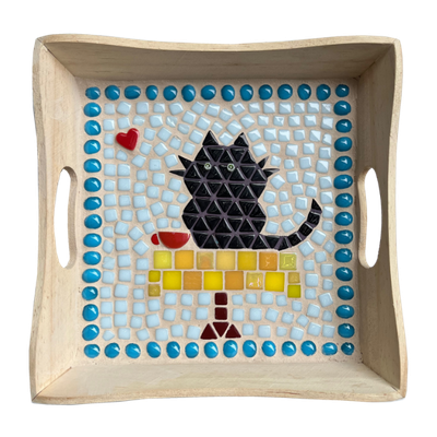 DIY Tray Table Cat
