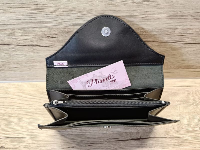 Porte feuille 100% cuir