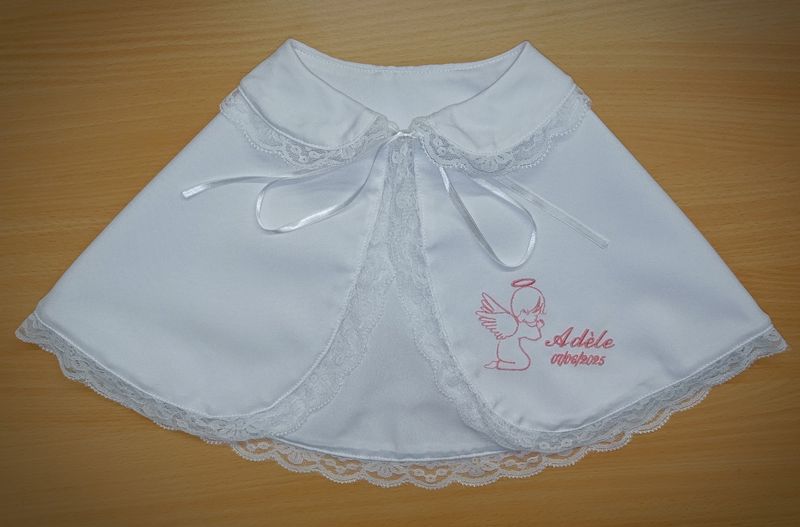 Cape de baptême personnalisable