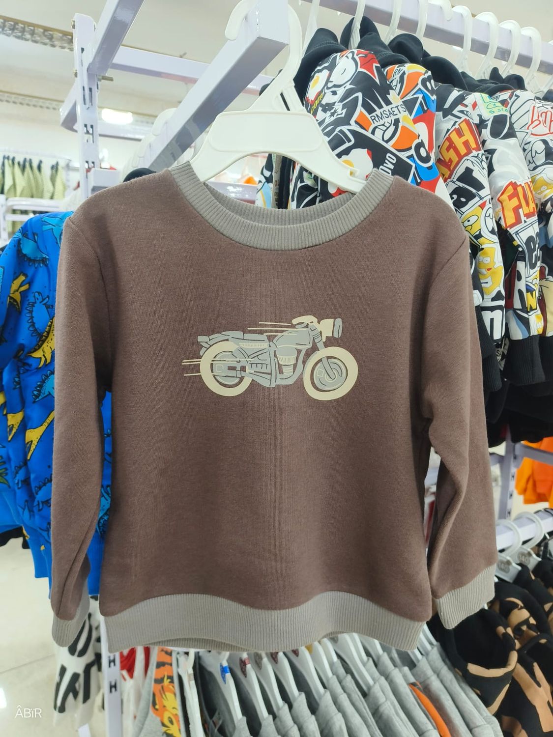 Boy&#39;s winter sweatshirt