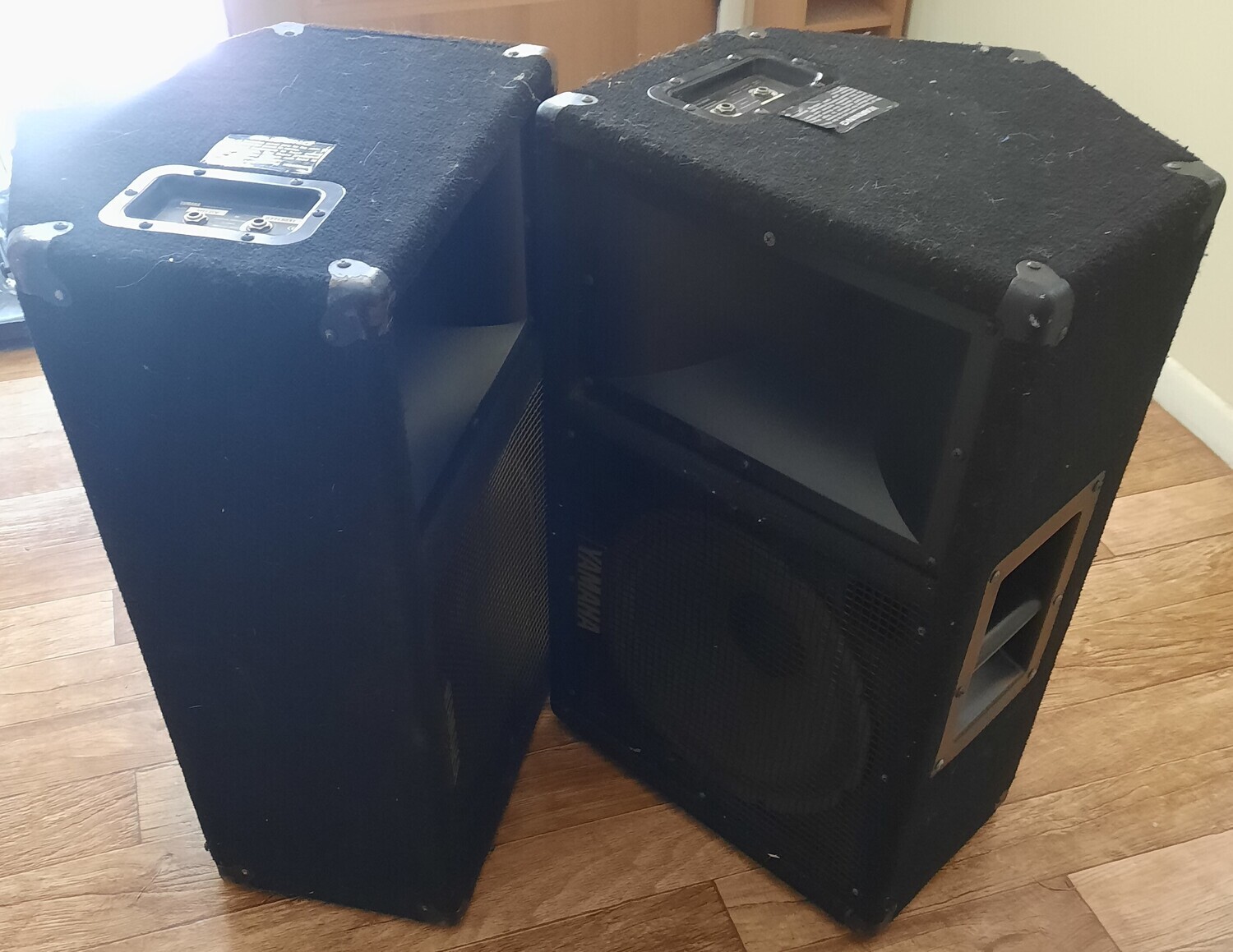 Yamaha passive speakers pair