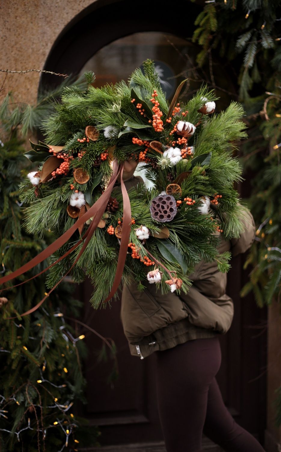Wianek świąteczny z brązem 